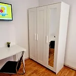 בית אירוח Stephanie Apartment-centru Civic *