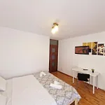 בית אירוח Stephanie Apartment-centru Civic