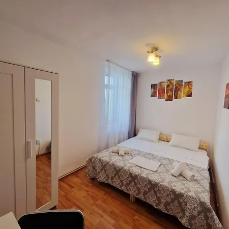Stephanie Apartment-centru Civic *