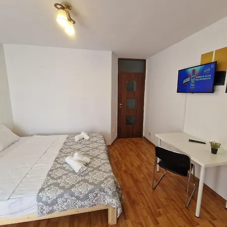 Stephanie Apartment-centru Civic