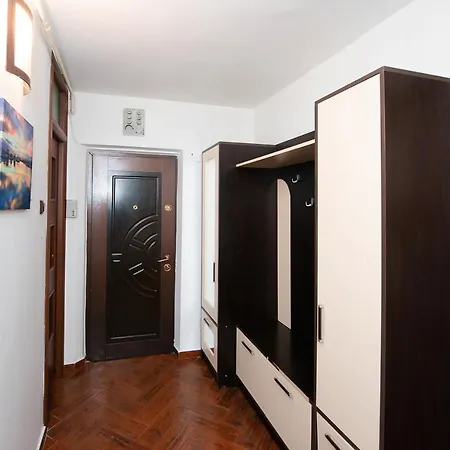 Homestay Stephanie Apartment-centru Civic