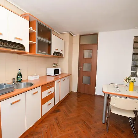Stephanie Apartment-centru Civic * Brasov