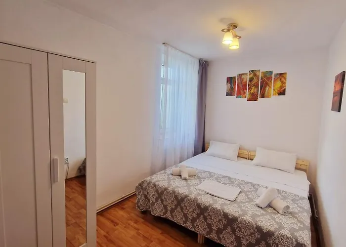 Stephanie Apartment-centru Civic