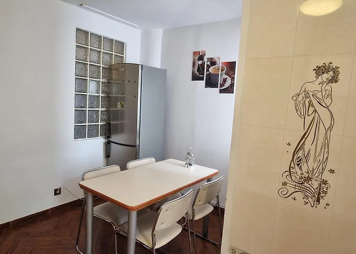 Stephanie Apartment-centru Civic Braşov