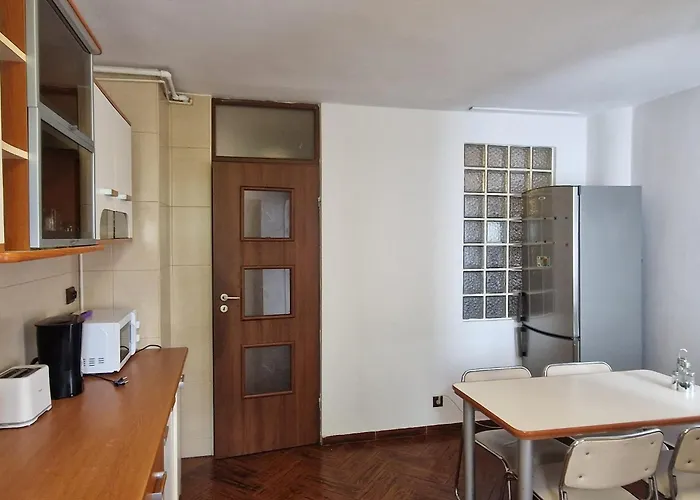 Stephanie Apartment-centru Civic Braşov